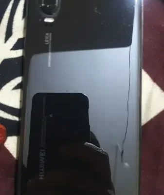 Huawei p30 in good condition 6gb 128gb black