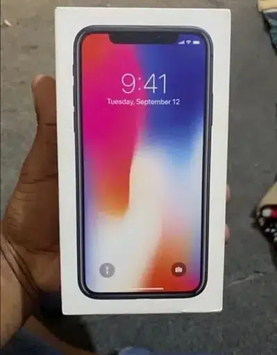 IPHONE X WHITE 64gb Official PTA approved 10/10 Condition
