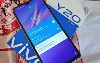 vivo y20 mobile 4GB. RAM 64GB my WhatsApp number 032558 38 172