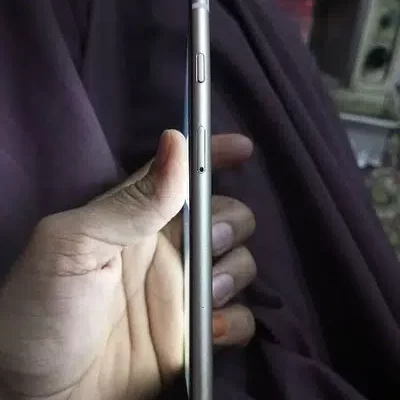 64 gb iPhone 6 plus PTA profe gals brnka katnden